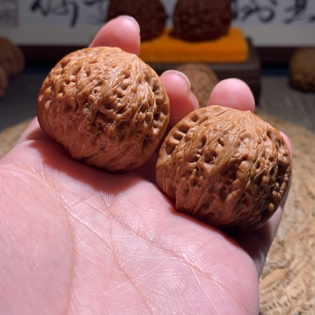 桃核吊坠39原桩铁锤