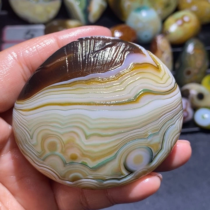 玛瑙/玉髓未镶嵌珠宝半成品25