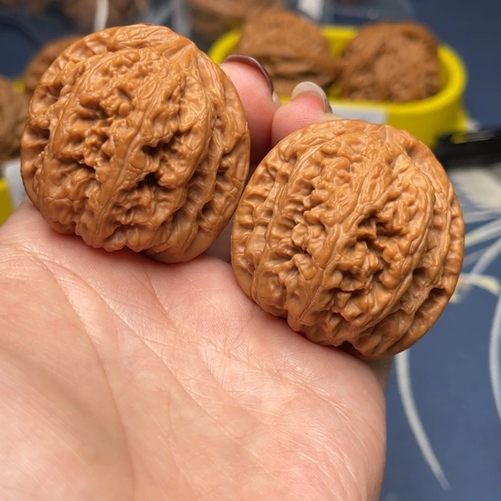 文玩核桃把件粗筋41