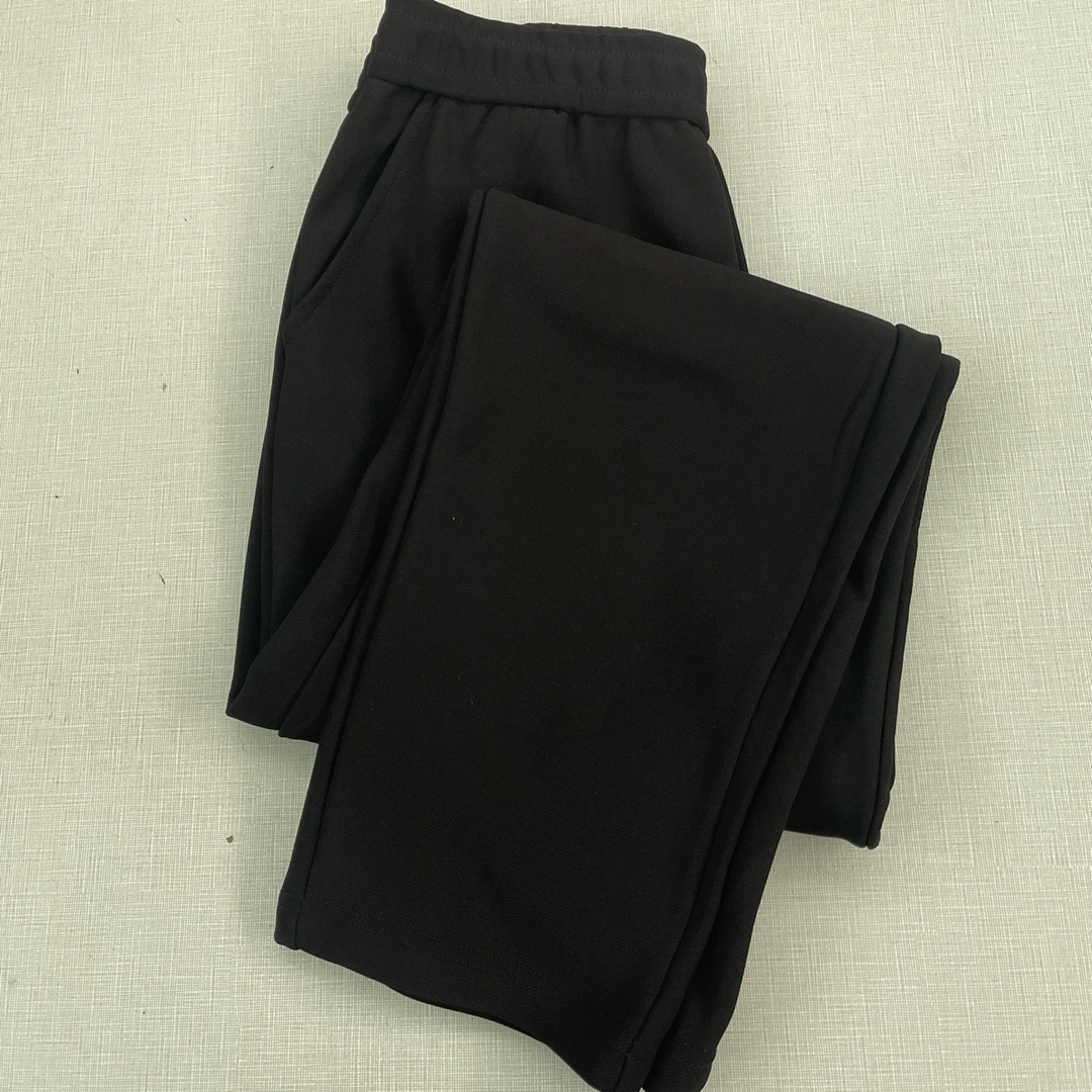 秋冬黑色针织四面弹小脚裤（水洗有浮色）