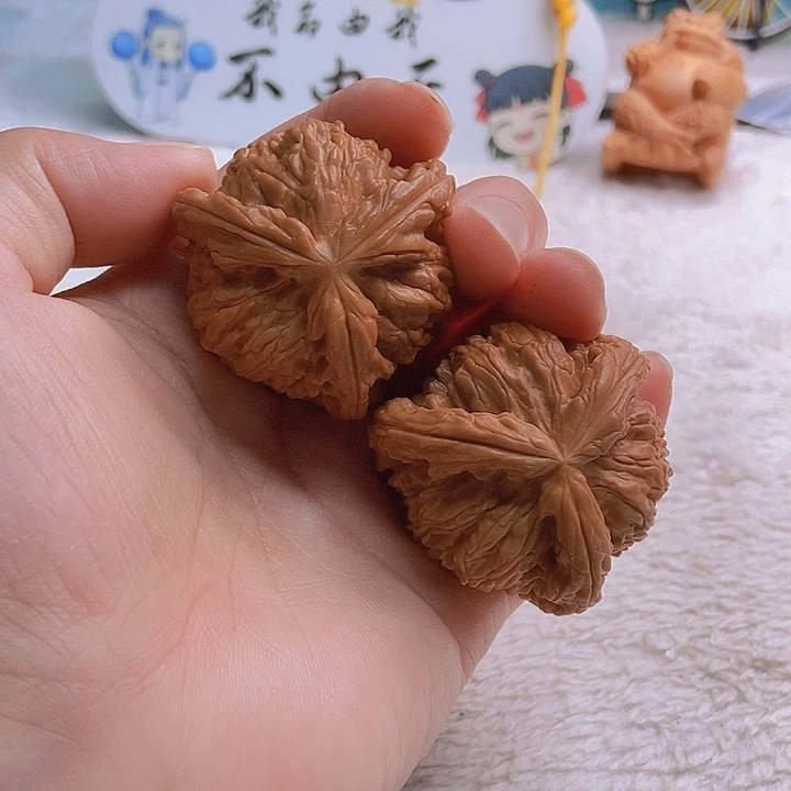 把件文玩核桃W**G三棱