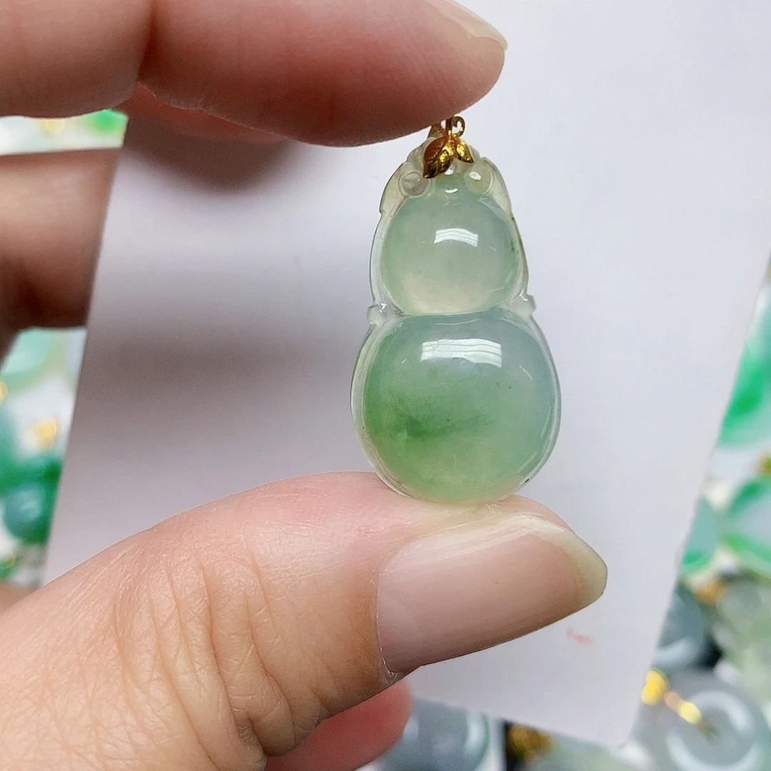 翡翠18K金镶嵌颈饰3567788