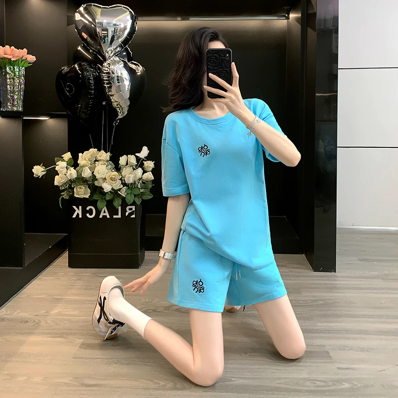2025新款夏季时尚洋气今年流行的女装休闲运动套装短袖短裤两件套