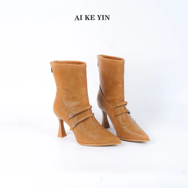 【艾珂茵】秋冬季新款尖头气质百搭后拉链细跟金属皮带扣时装短靴