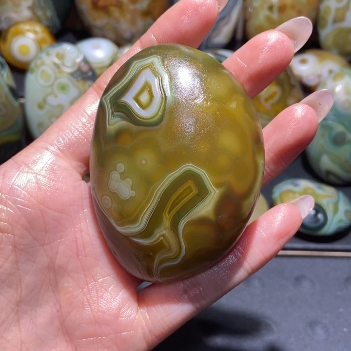 【闪购商品】未镶嵌玛瑙/玉髓珠宝奇石u