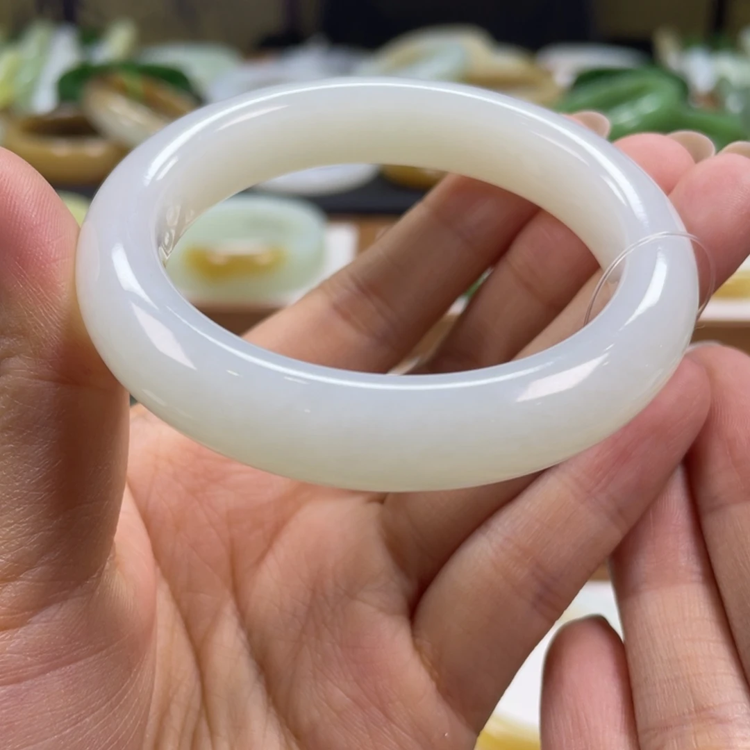 和田玉未镶嵌手镯50圈白玉