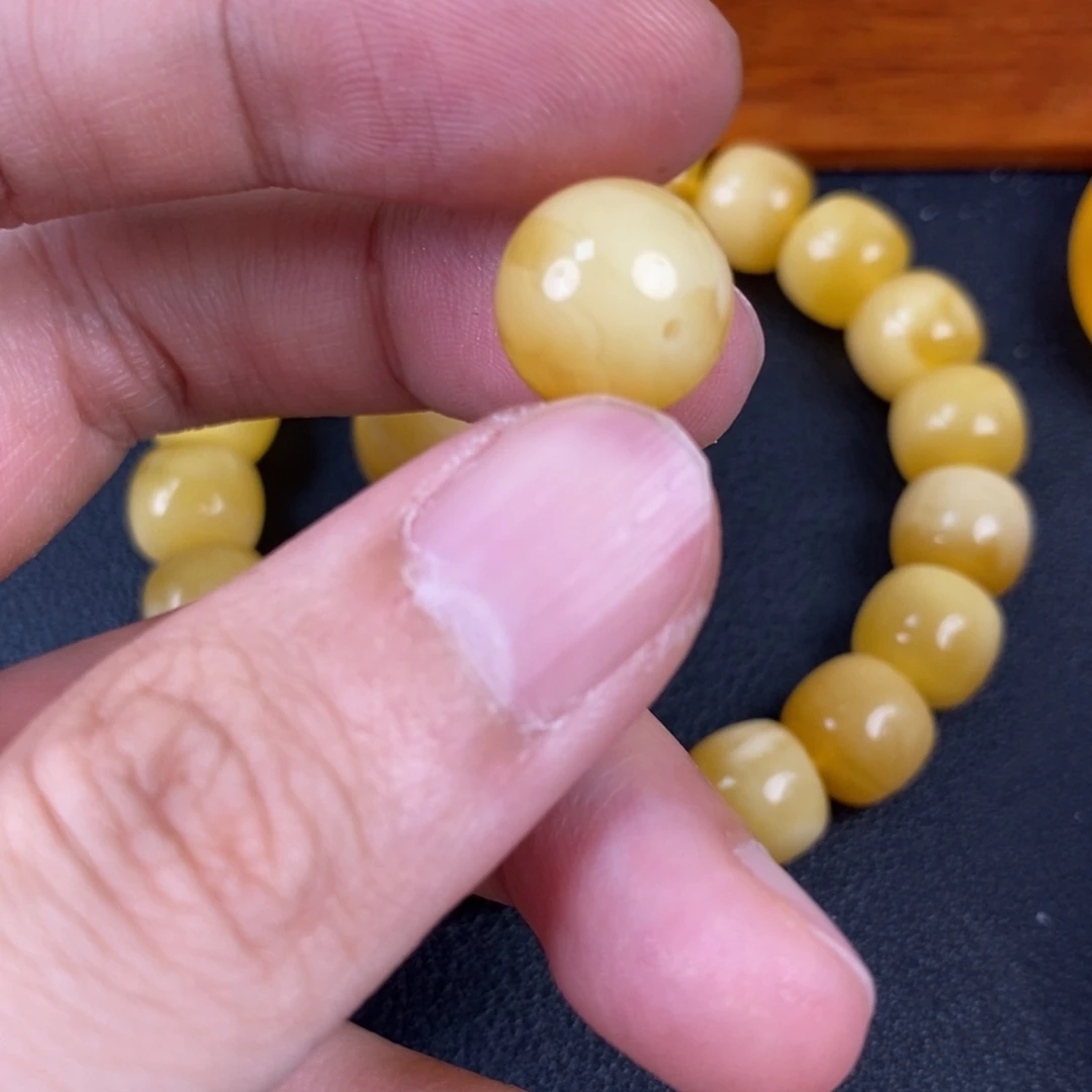 琥珀未镶嵌裸石46