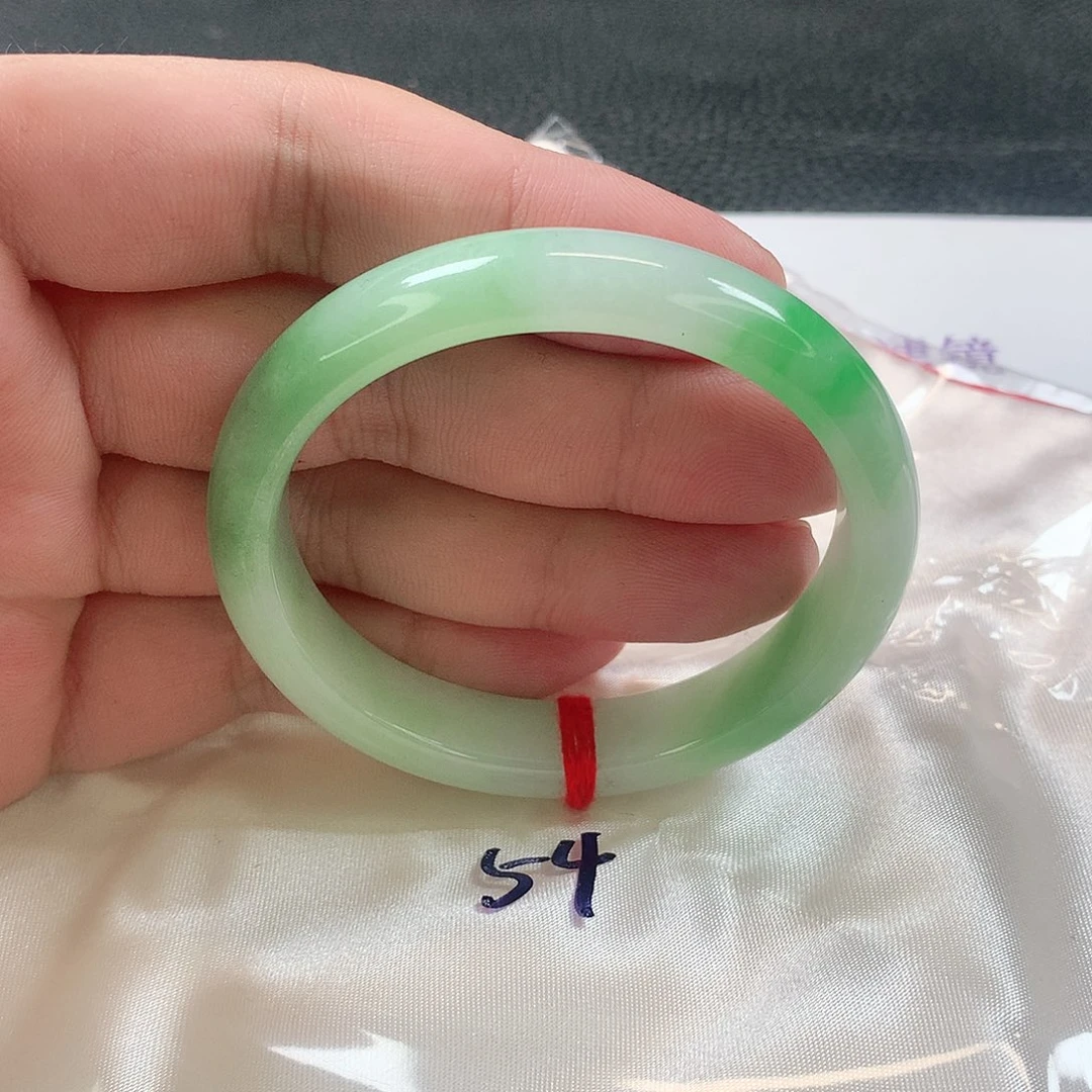 未镶嵌手镯（贵妃镯）翡翠300号