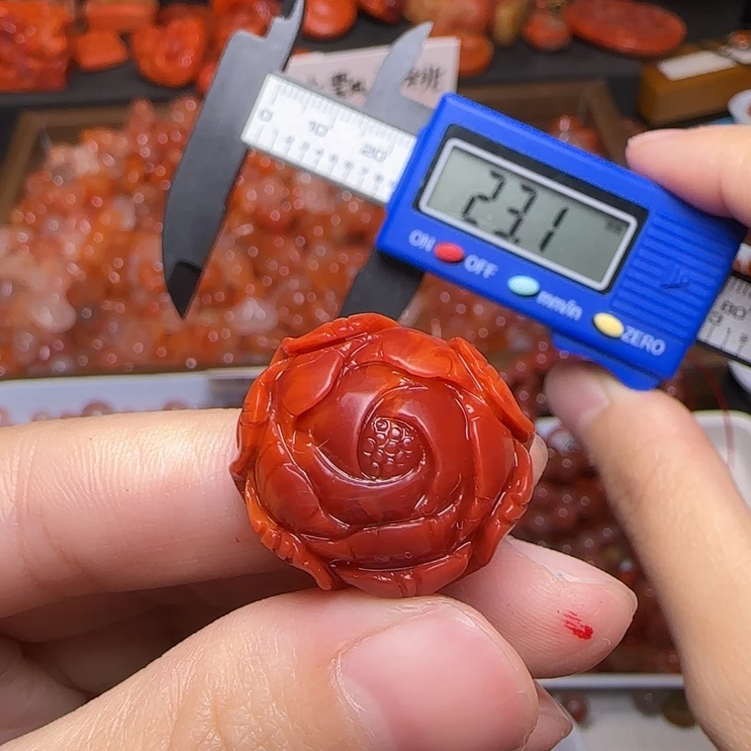 南红玛瑙未镶嵌颈饰