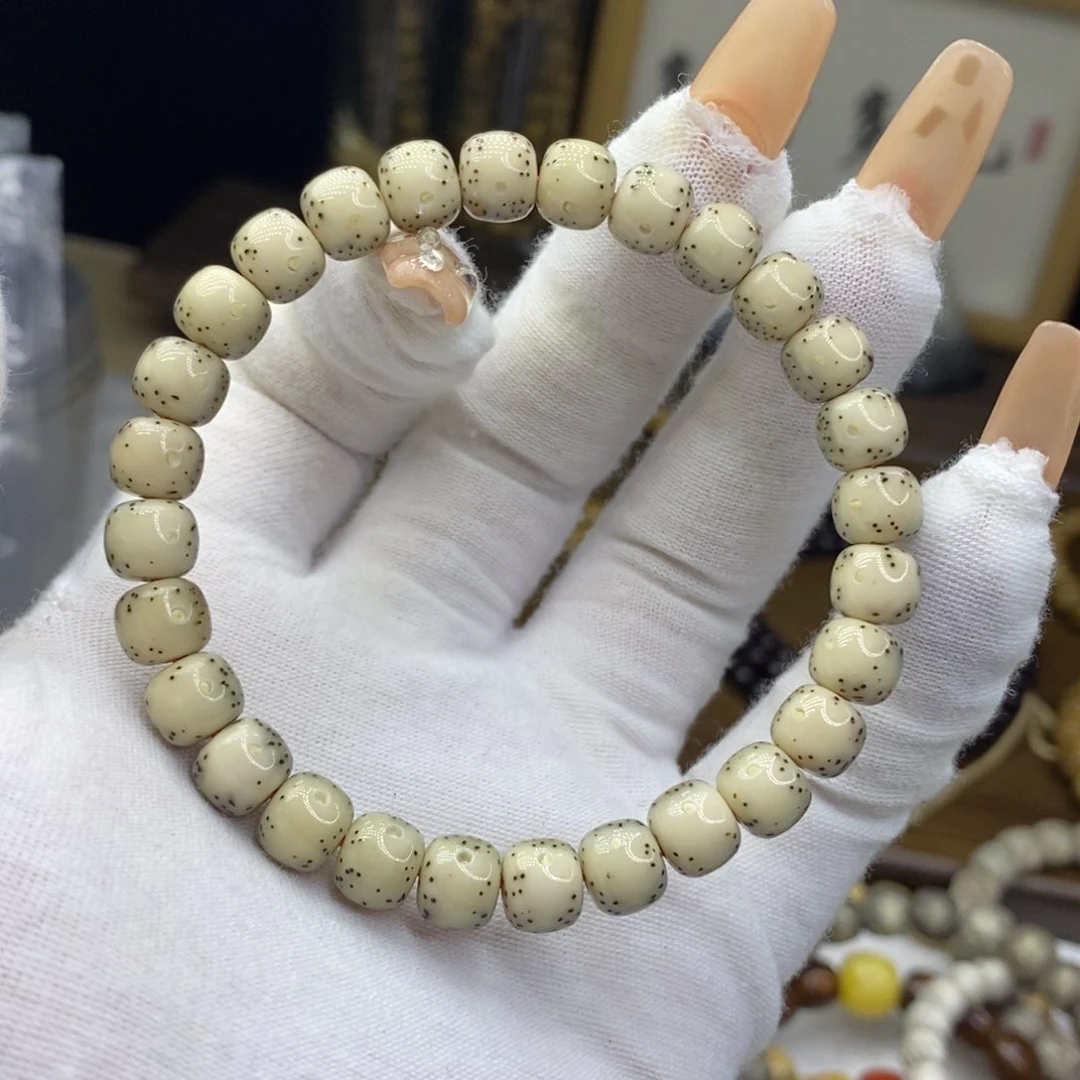 星月菩提手串我****?8/7小冰糖玉化通体大留白王者星