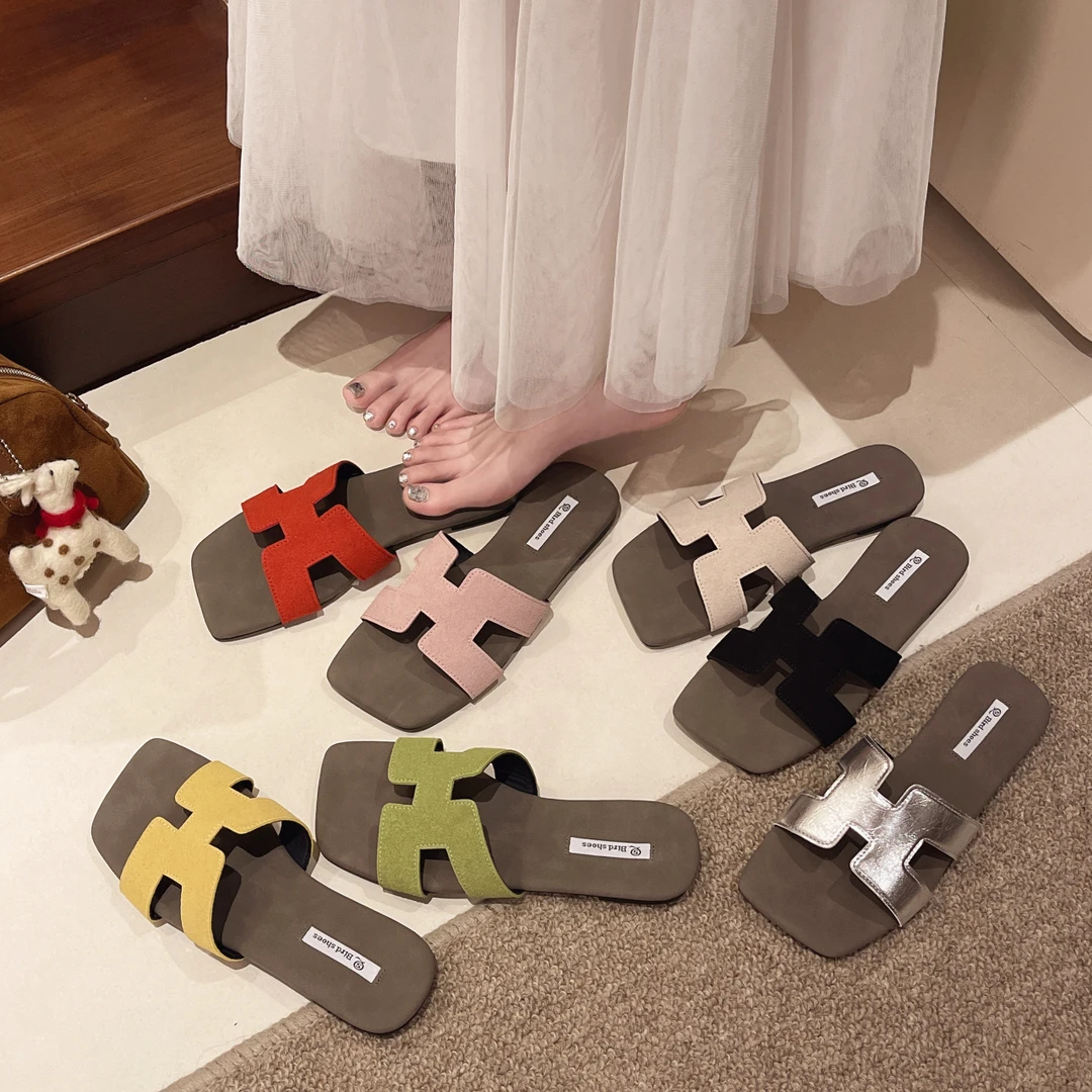 2025夏季新款外穿拖鞋女时尚百搭学生女士平底软底拖鞋一字拖