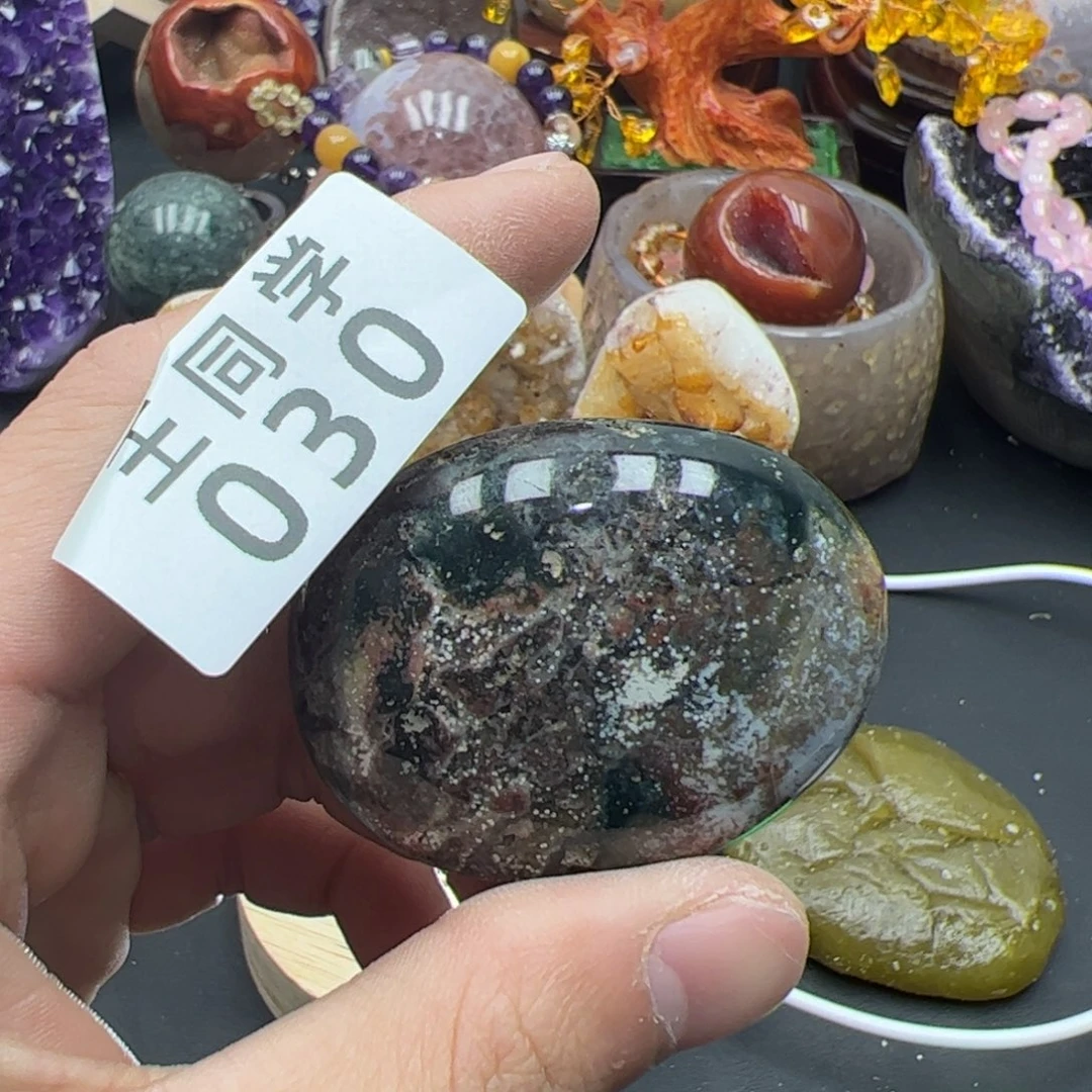 紫晶水晶摆件未镶嵌30