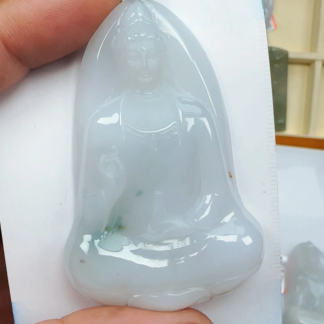 翡翠未镶嵌颈饰前**锦，