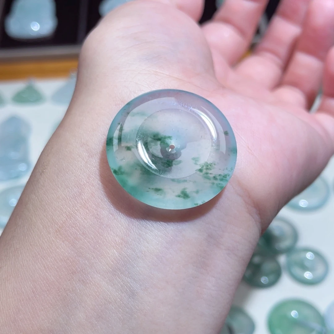 颈饰未镶嵌翡翠扣子