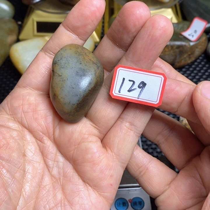 未镶嵌和田玉把件129