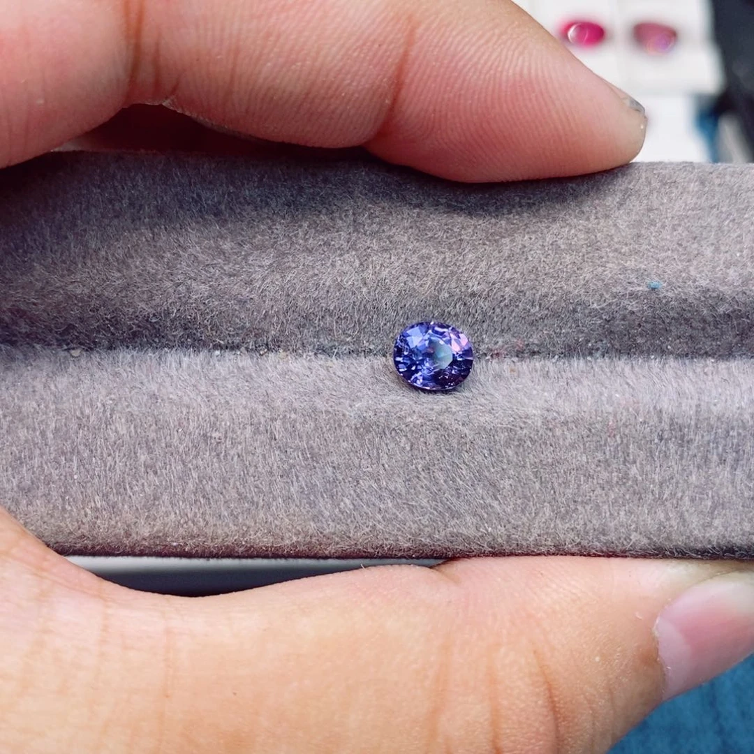 尖晶石裸石未镶嵌叙*尖晶石1.04克拉