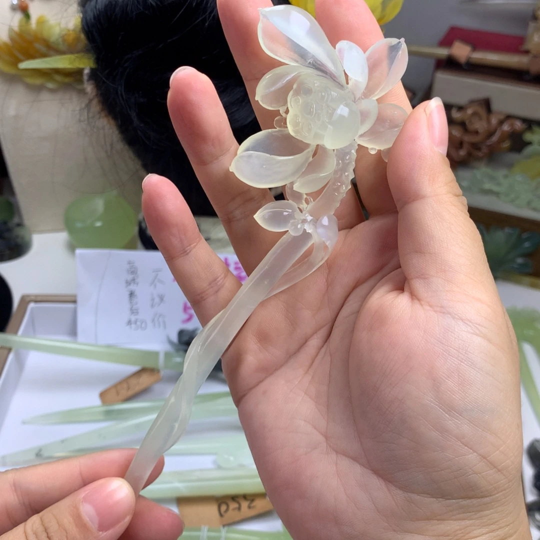 开***宝蛇纹石玉未镶嵌发饰