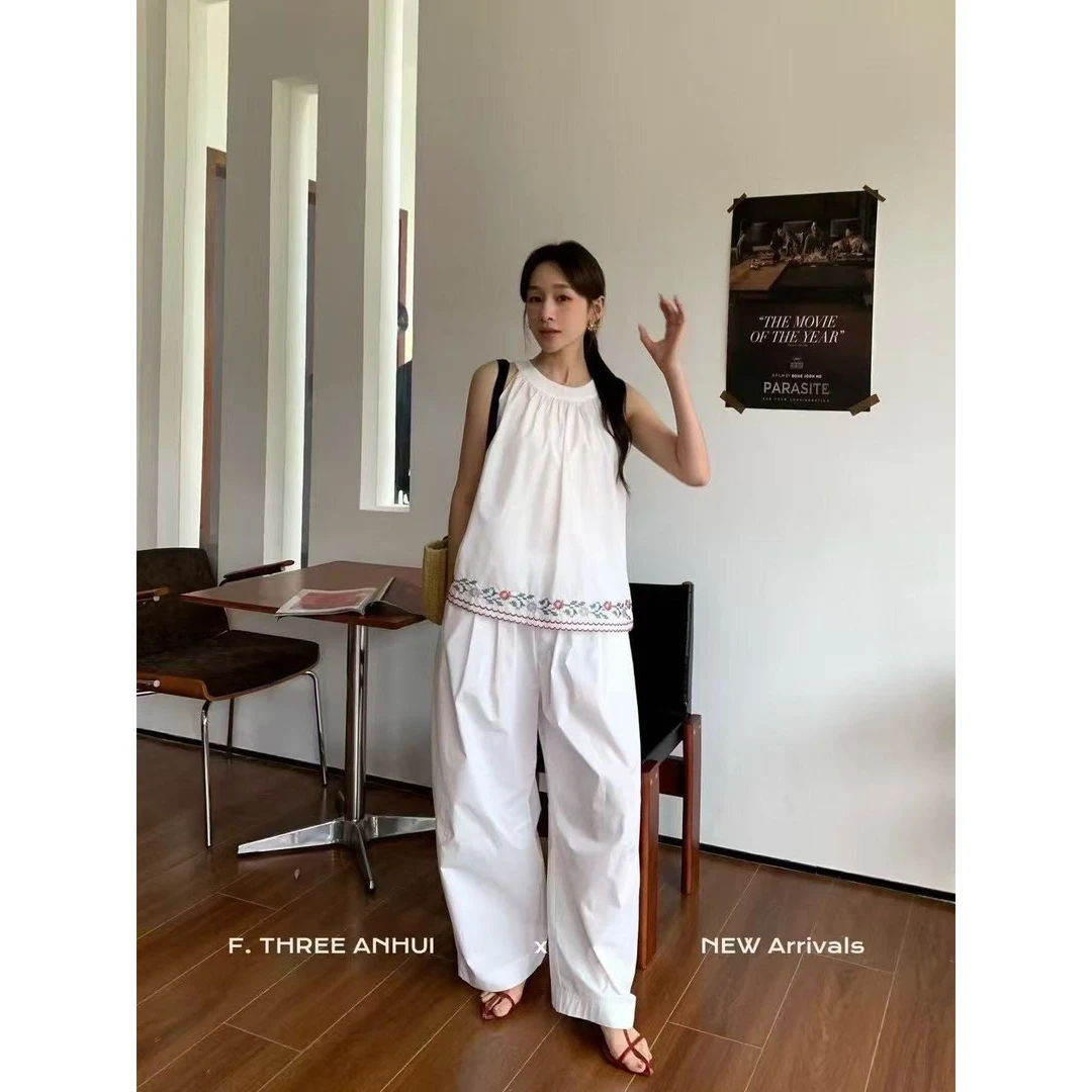 99010#三姐妹#(两件套)ins风甜美刺绣无袖上衣+百搭休闲裤(福利)