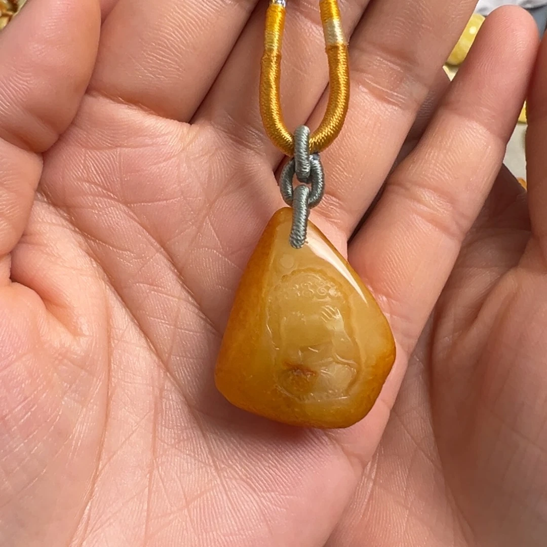 蜜蜡未镶嵌裸石微瑕