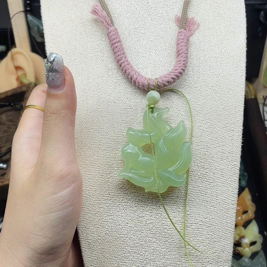 蛇纹石玉未镶嵌颈饰福利