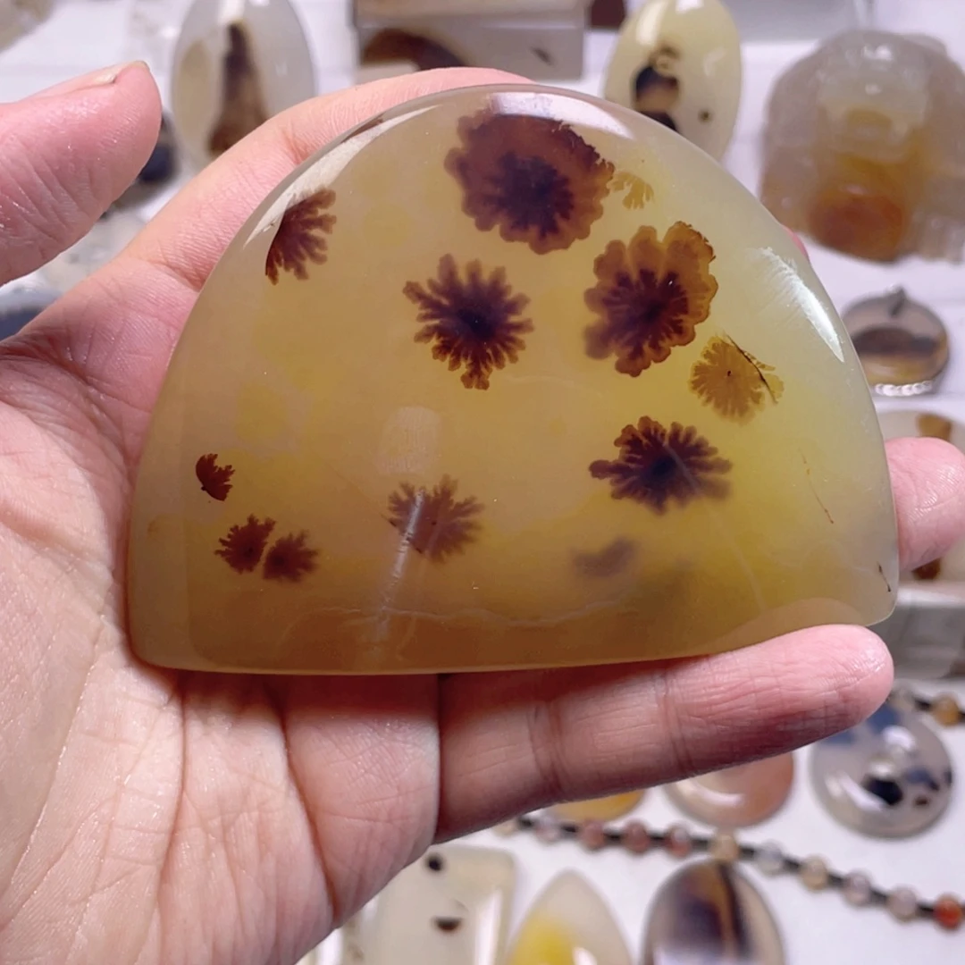 远***帆玛瑙/玉髓未镶嵌珠宝奇石