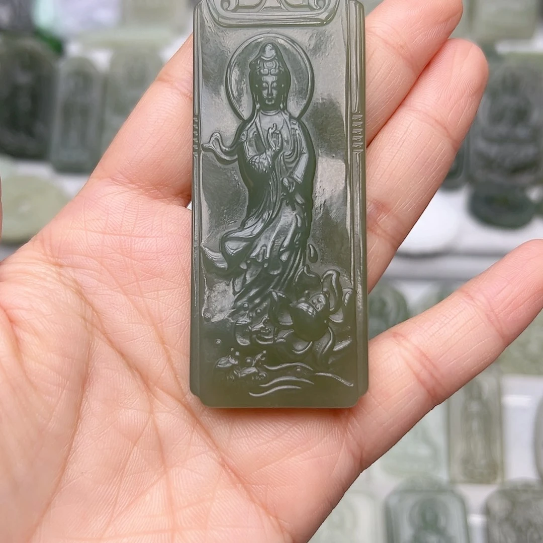 和田玉未镶嵌颈饰小****腻