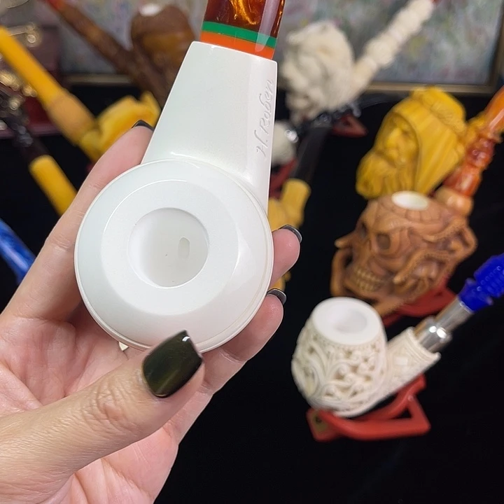 微瑕，海泡石烟斗牛头宽背斗