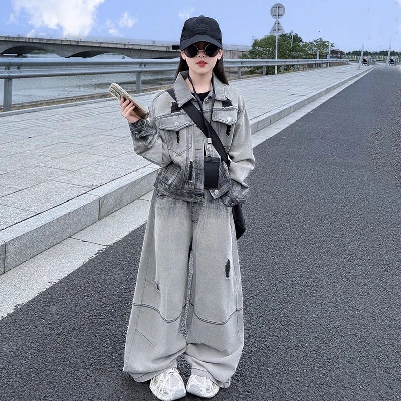女童春秋渐变外套套装2025新款儿童洋气时髦大童休闲牛仔裤两件套