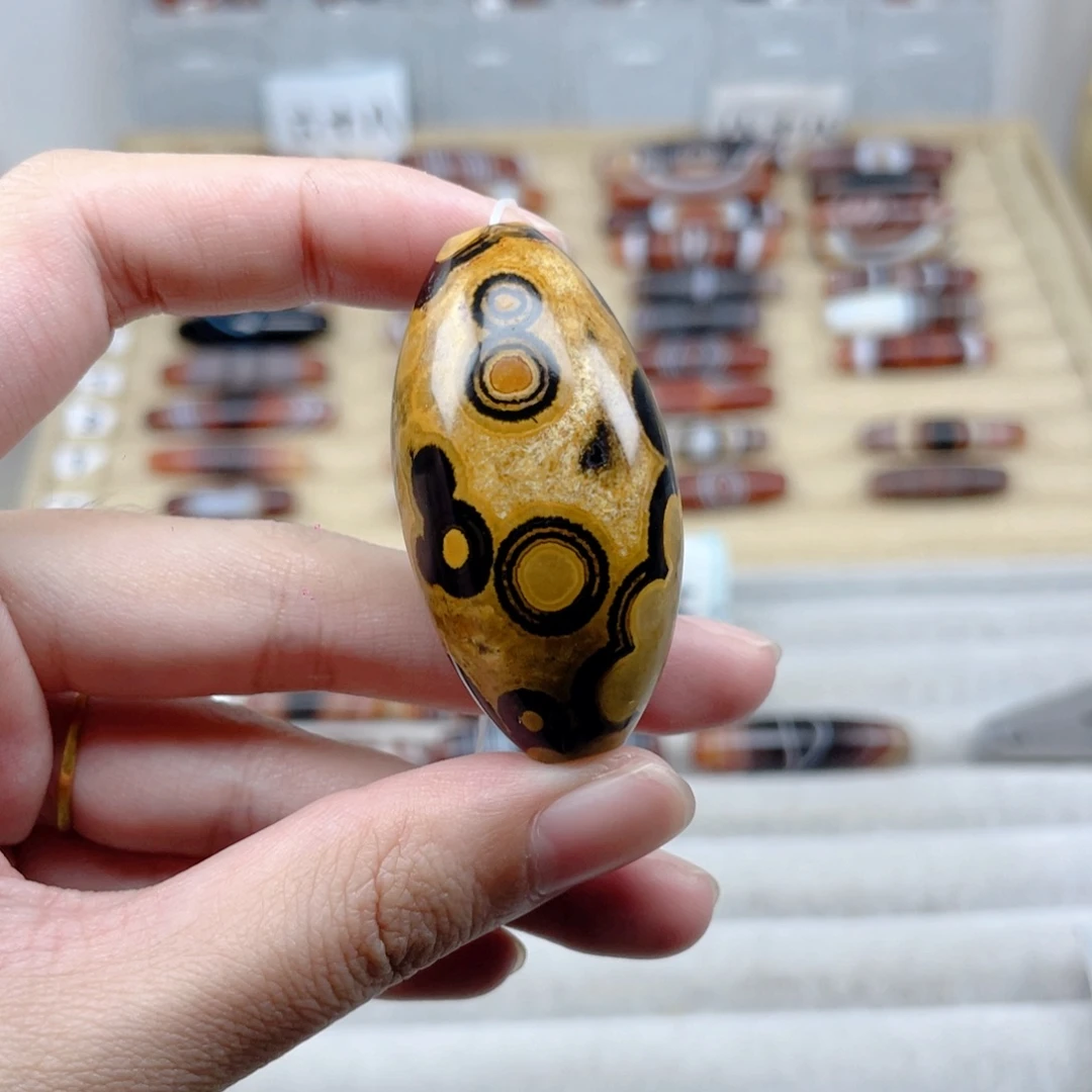 小***客合金颈饰玛瑙/玉髓