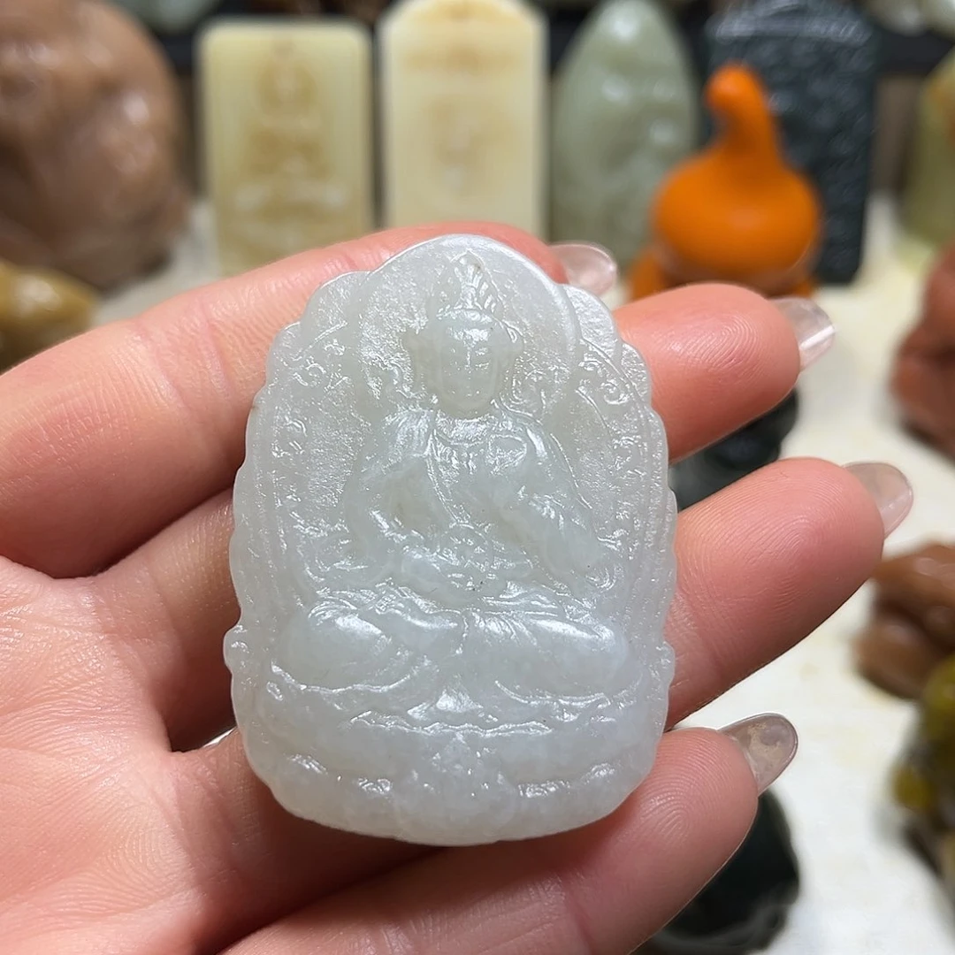 白玉菩提吊坠白玉菩提吊坠