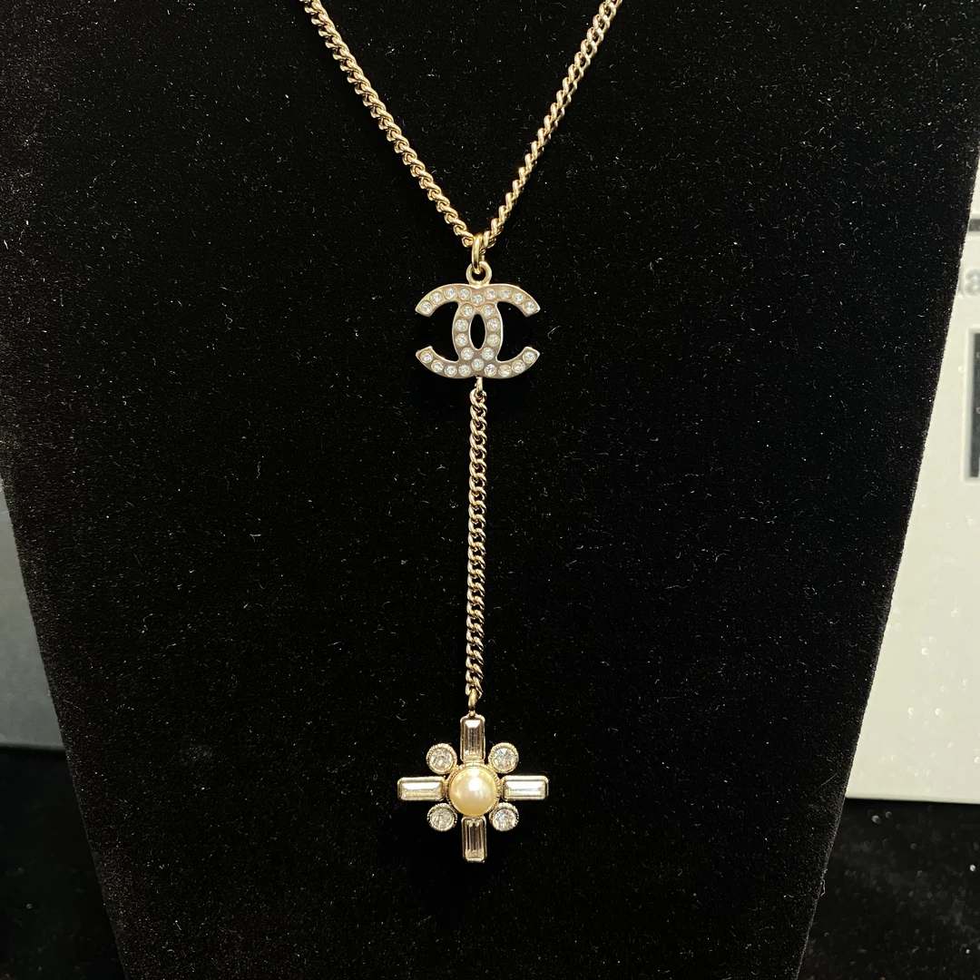 99新 Chanel/香奈儿 时尚双C满钻米字项链19S/AX0382
