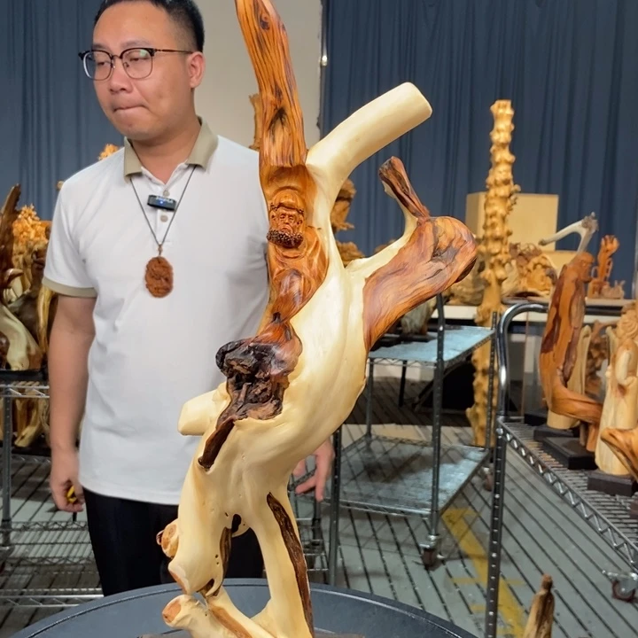 柏木（崖柏）随型摆件