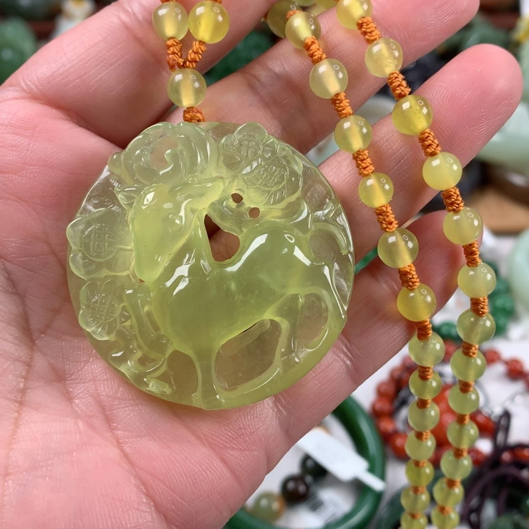 岫玉颈饰未镶嵌吊坠