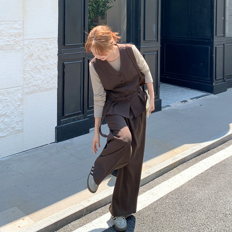 松弛感ins风马甲打底衫阔腿裤2025春秋新款气质韩系美拉德三件套