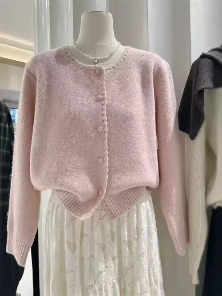 2025秋冬新款韩系重工手工勾花小香风圆领毛衣开衫