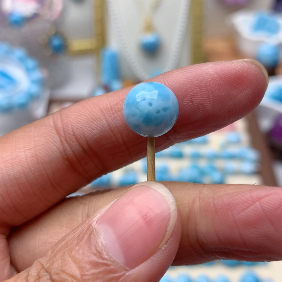 针钠钙石未镶嵌手饰