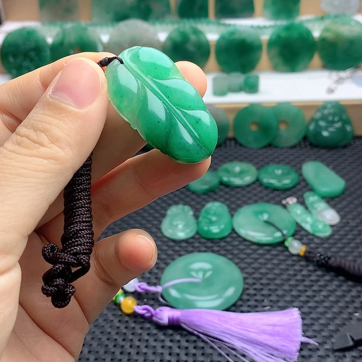 未镶嵌石英质玉珠宝半成品