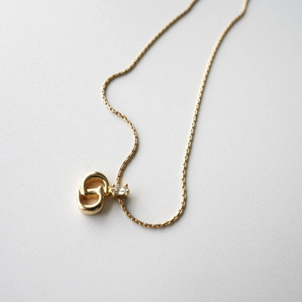 DIOR金色中古字母项链