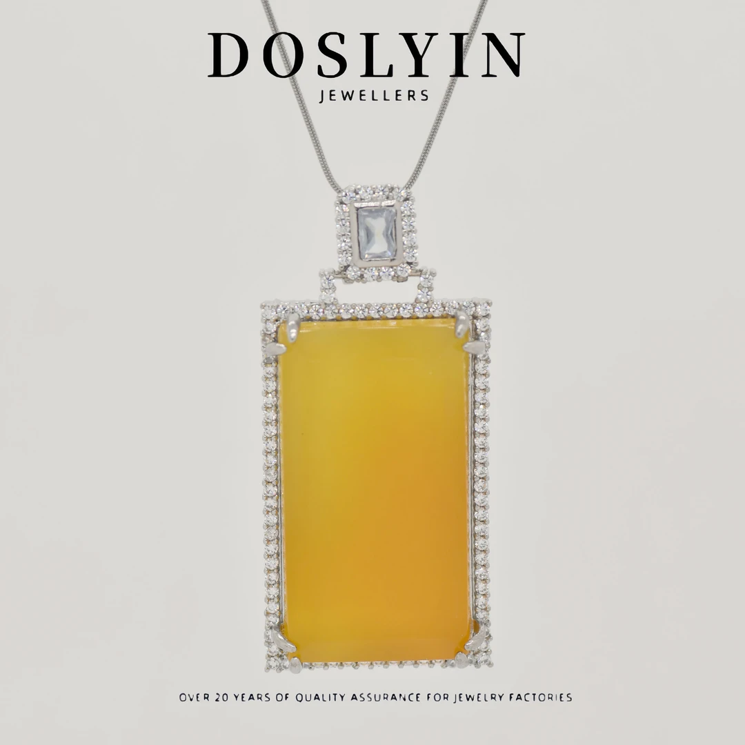 玉髓 【H69】时尚气质无事牌设计感气质轻奢坠链精美素款项链