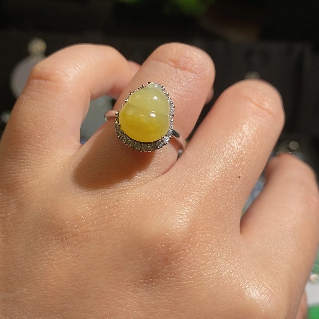 翡翠戒指银S925镶嵌天然翡翠