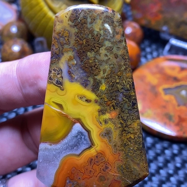 玛瑙/玉髓颈饰未镶嵌