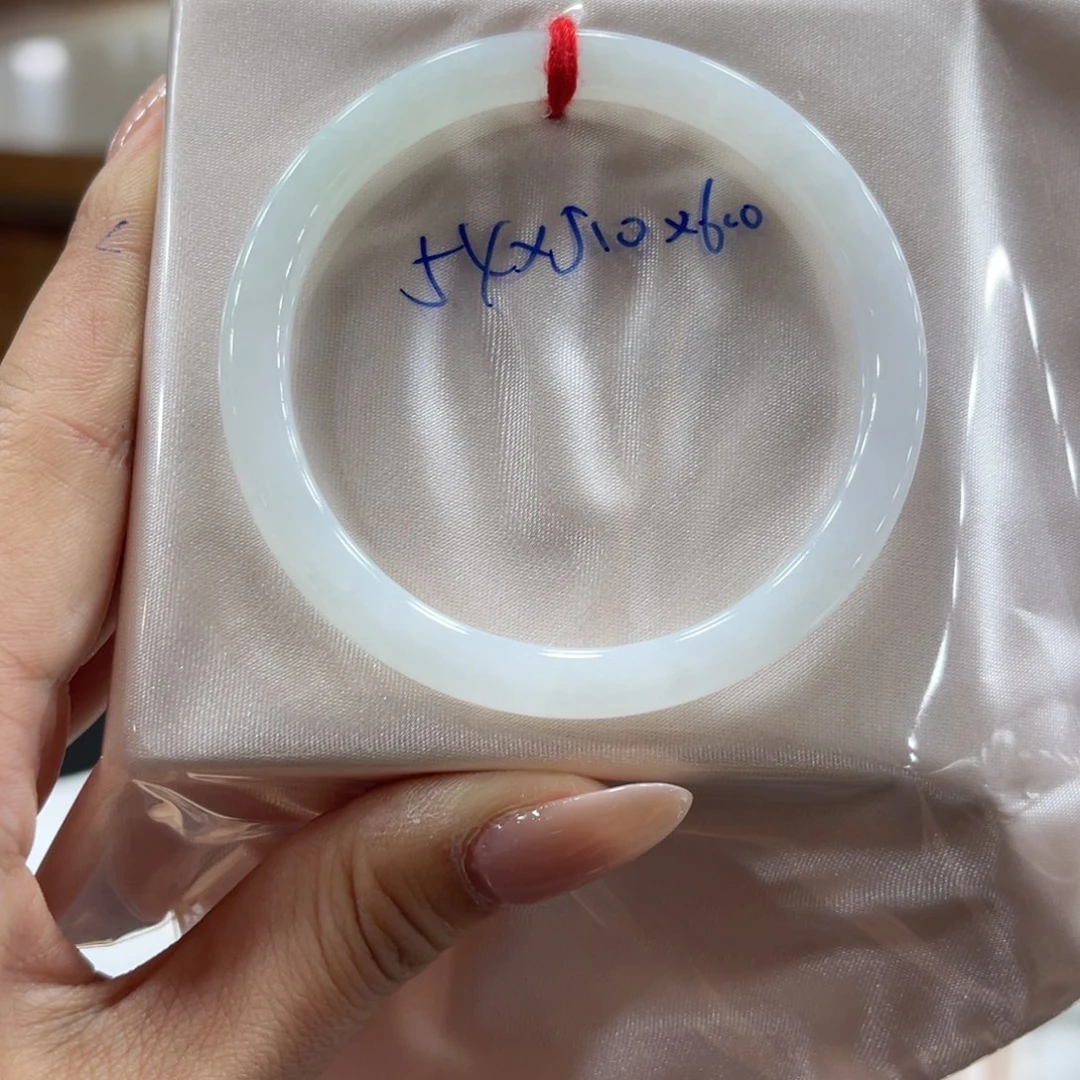 未镶嵌手镯翡翠翡翠