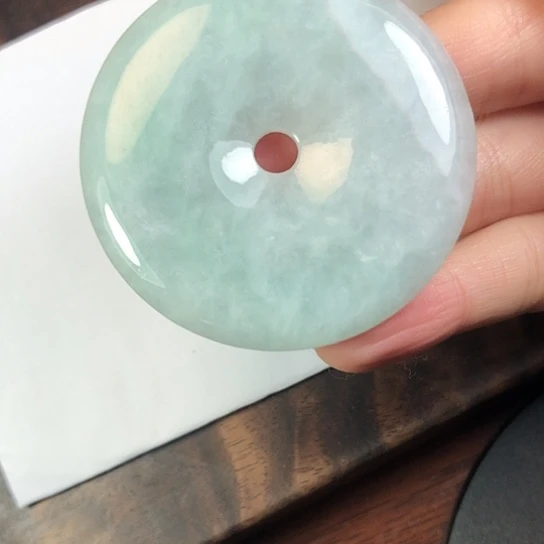 翡翠未镶嵌颈饰缅甸A货，每天下午1点半开播