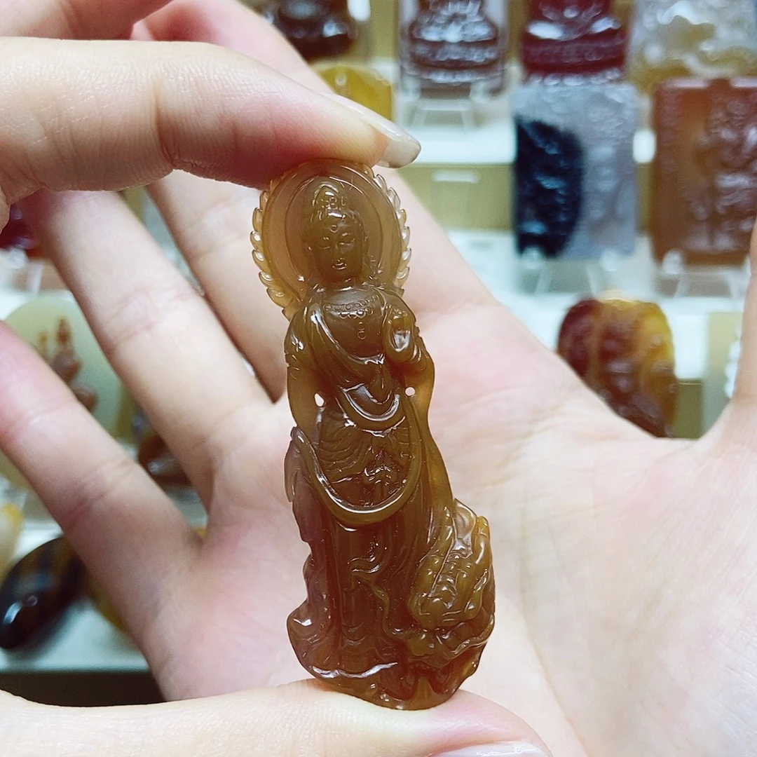 裴****未镶嵌颈饰玛瑙/玉髓