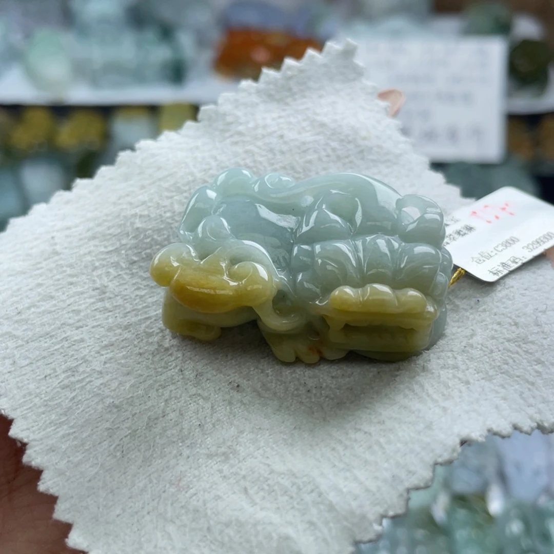 颈饰未镶嵌翡翠貔貅15