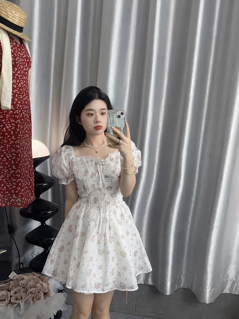 【虎妹推荐】小个子甜美碎花收腰蓬蓬裙