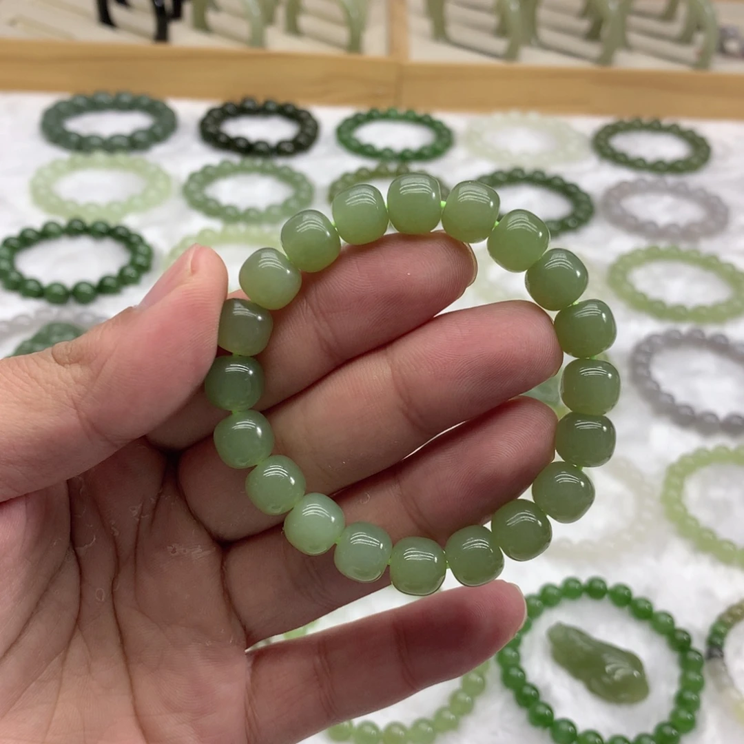 和田玉未镶嵌手串（晴绿9.8）