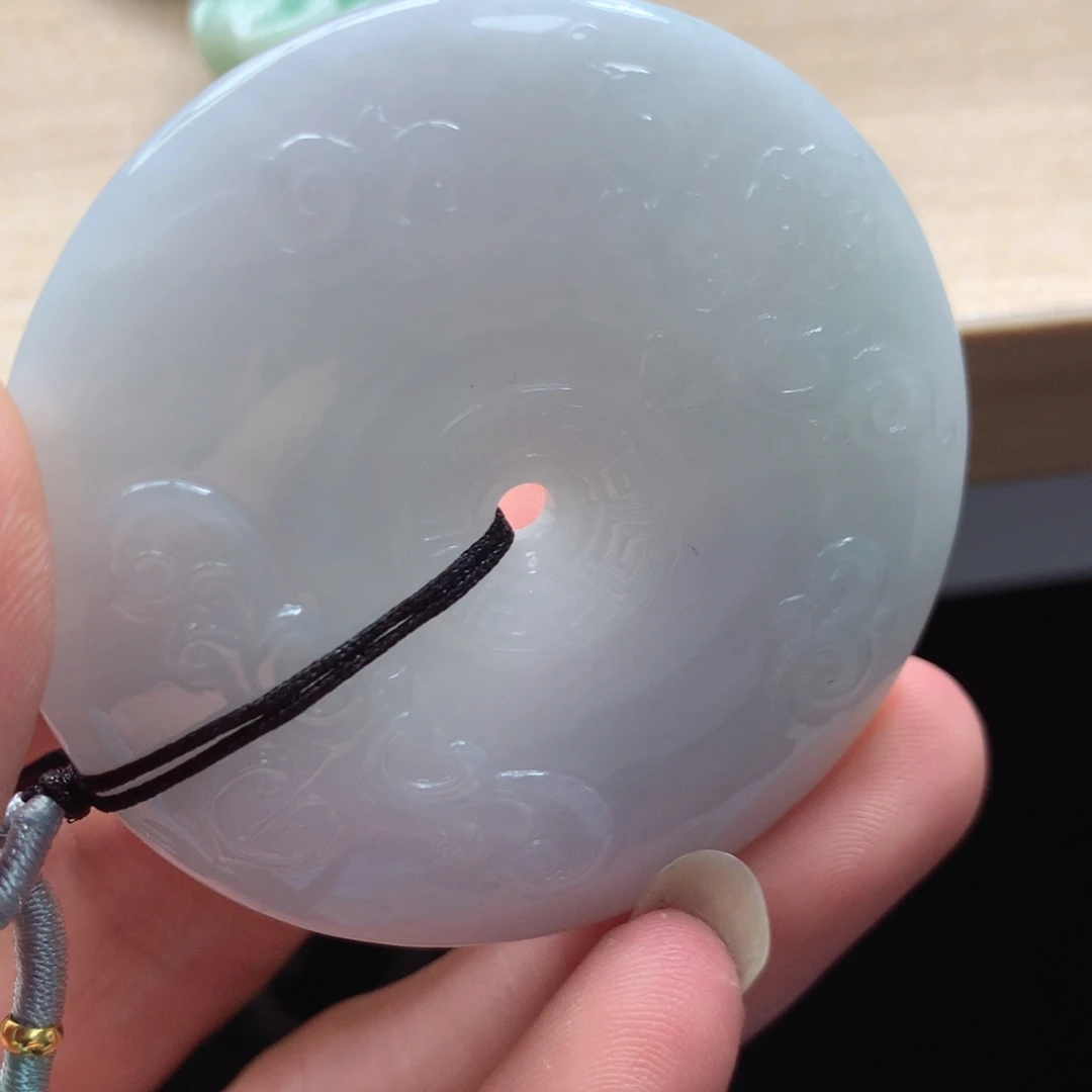 颈饰未镶嵌翡翠吊坠