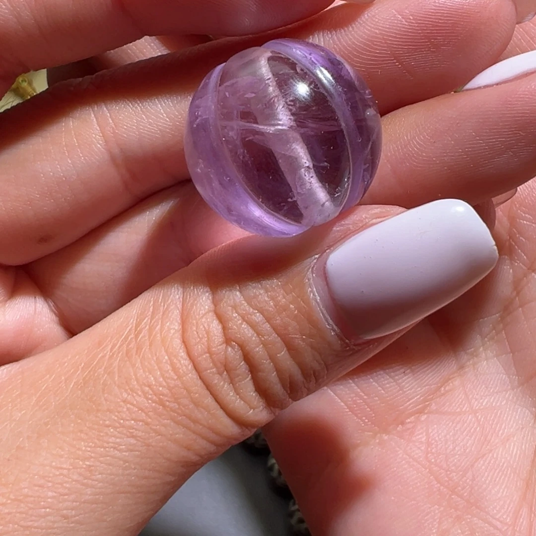 水晶未镶嵌颈饰各种各样的