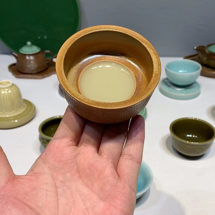 龙泉青瓷双釉结合